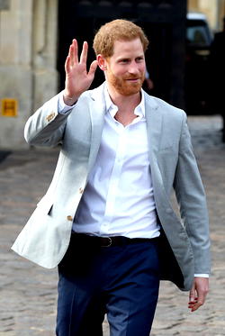 Harry back in UK as exit from royal life looms