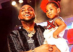 Davido teaching Wizkid a lesson in fatherhood?
