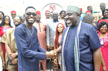 Gov Rochas Okorocha gives land, cash to winner of BBnaija, Miracle Igbokwe