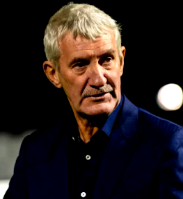 Liverpool legend McDermott to sell European Cup winners medals