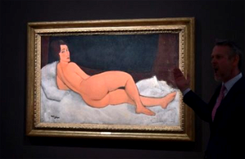 Modigliani’s nude paint sells for $157m at New York auction