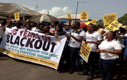 Women’s group joins Badagry residents to protest against epileptic power supply