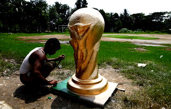 Twitter, Instagram set players, coaches on World Cup collision course