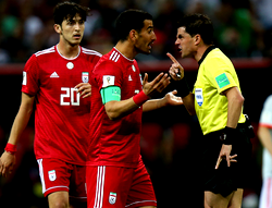 Spain beat Iran 1-0 to close in on World Cup last 16