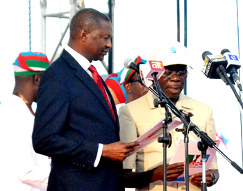 Textile union lauds Buhari, Tinubu, others over Oshiomhole’s emergence as APC Chair
