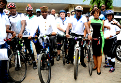Photos: Rotimi Amaechi rides bicycle