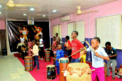 Children African Drum Experience holds in July