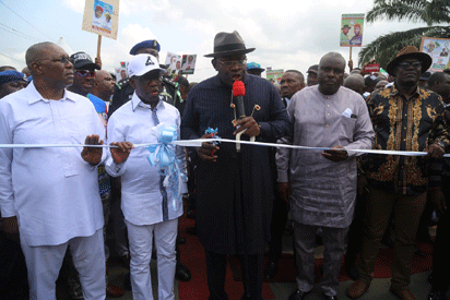 Okowa Gets Accolades As Dickson Commissions Projects In Delta State 