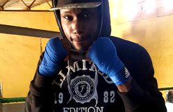 Nigeria pro boxer fights for Middleweight belt in Senegal