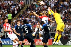 France move 2-1 ahead in World Cup final against Croatia