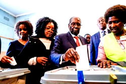 Zimbabwe election in some cases ‘totally disorganised’: EU