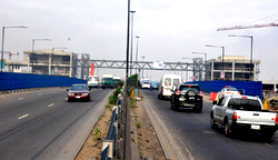 Oshodi interchange : Contractors complete skywalk bridge of two terminals