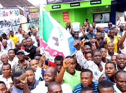 Two APC aspirants reject results of gov primary in C-River