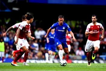 Chelsea edge five-goal thriller over Arsenal