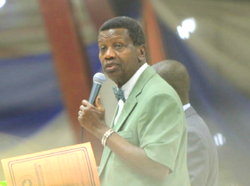 Lekki Tollgate: Adeboye condemns attack on #EndSARS protesters