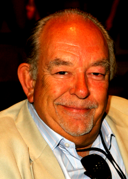 ‘Lifestyles of the Rich and Famous’ host Robin Leach dies