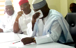 Photo: Atiku sobbing at his Campaign Headquarters