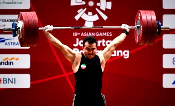 Iran’s Moradi breaks weightlifting’s oldest world record