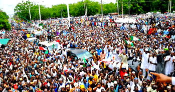 Photos: Mammoth crowd storm venue as Tambuwal announces his defection