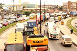 Third Mainland bridge closure: Tankers, trucks take over alternative routes
