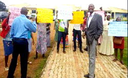 Psychiatric patient goes berserk in Ondo hospital, beats CMD to coma, injures nurses