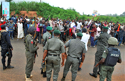 Osun Election : PDP demands justice, says democracy under Siege