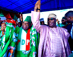 Osun : PDP warns Police against harassing Adeleke