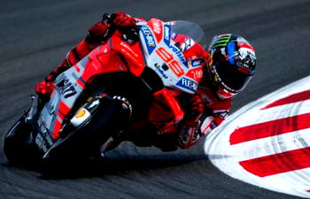 Lorenzo declared fit to race in Thai MotoGP but still in pain