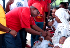 Polio:  Emeka Offor vaccinates babies in FCT, makes case for children in difficult terrains