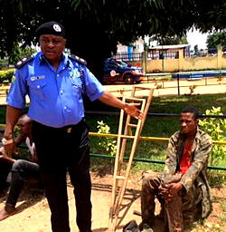 Benue police arrest notorious kidnap gang, robbery suspects in military uniforms