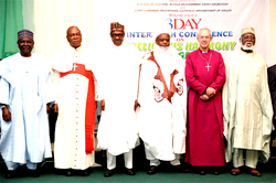 Eschew partisan politics or lose respect, Buhari tells religious leaders