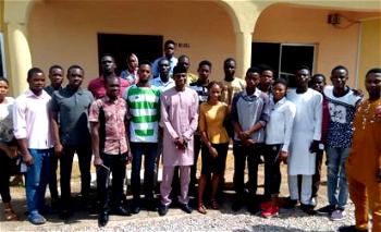 Fanwo gives N670,000 scholarship to six students