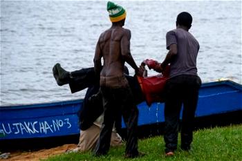 Just in: Vessel with over 100 persons on board capsized in Calabar