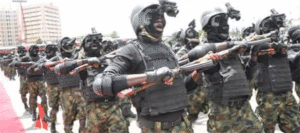 Commander 1 Brigade, Army, civil relations