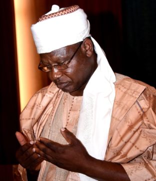 Minister of Environment (State) resigns, attends FEC valedictory session