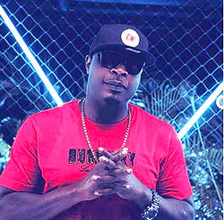 Eedris Abdulkareem storms City Walk Badagry for Christmas eve jam