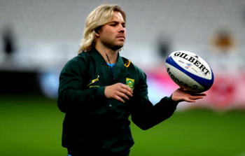 Sale tie down South Africa’s De Klerk till 2023