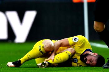 Injuries a worry for Sarri as Chelsea beat Palace