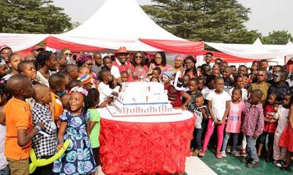 Lagos First Lady, Governor, bid Lagos children farewell with superlative Christmas party