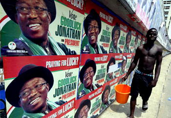 Agency dismantles campaign posters on public structures, streets