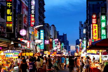 Taiwan searches for 152 missing Vietnamese tourists