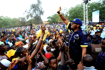 Seyi launches campaign for Oyo House of Assembly with 9ice, Adeyinka, Currency, others