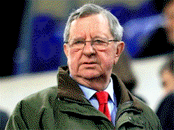Former Arsenal Chairman, Hill-Wood, dies at 82