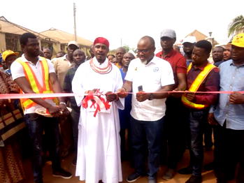 Edo Govt flags off road construction projects in Ikpoba-Okha, Oredo LGAs
