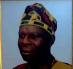 Esure Ijebu residents mourn as 86-year-old monarch is laid to rest