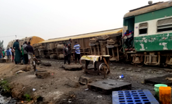 Video: Derailed train in Lagos