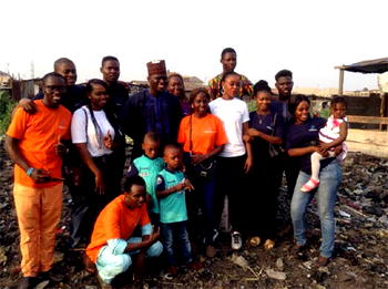 Group feeds 1000 children in Lagos community