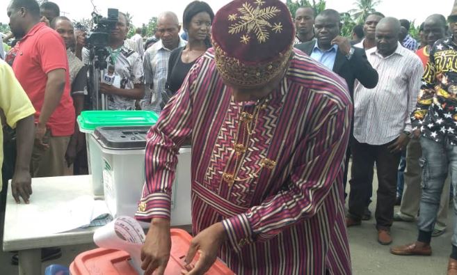 Video: Transport Minister, Amaechi casts his vote