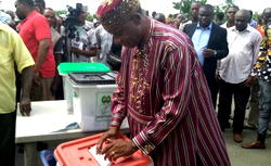 Breaking: Amaechi casts vote, accuses INEC of bias
