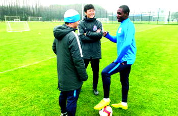 Ighalo happy to reunite with Watford coach at Shanghai Shenhua